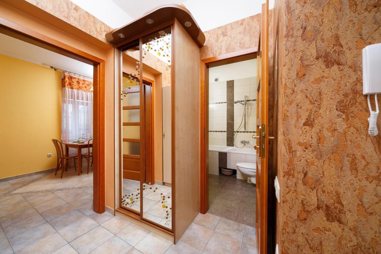 Na Katedralniy Apartment Lviv Ngoại thất bức ảnh
